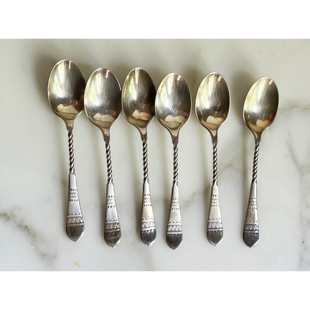 A gorgeous set  set of 6 - Vintage Nickel Silver Teaspoons